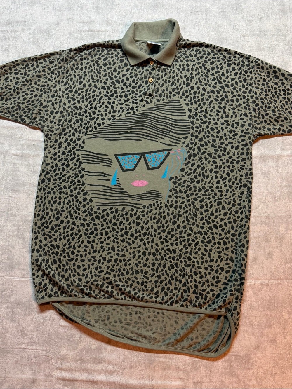 Vintage Y2K Midnight Blues M Regular Gray/Black Animal Print Button-Up